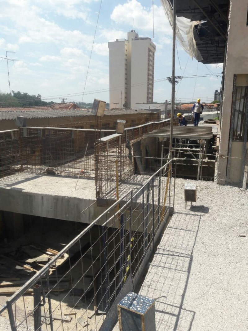 Montagem da forma da piscina - Foto atualizada 09/10/2017